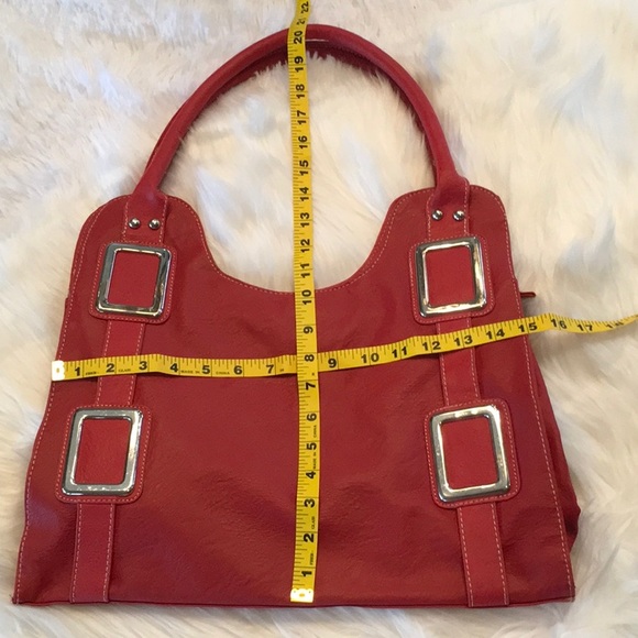 Great No Name Shoulder Bag.
NWOT - Picture 8 of 15